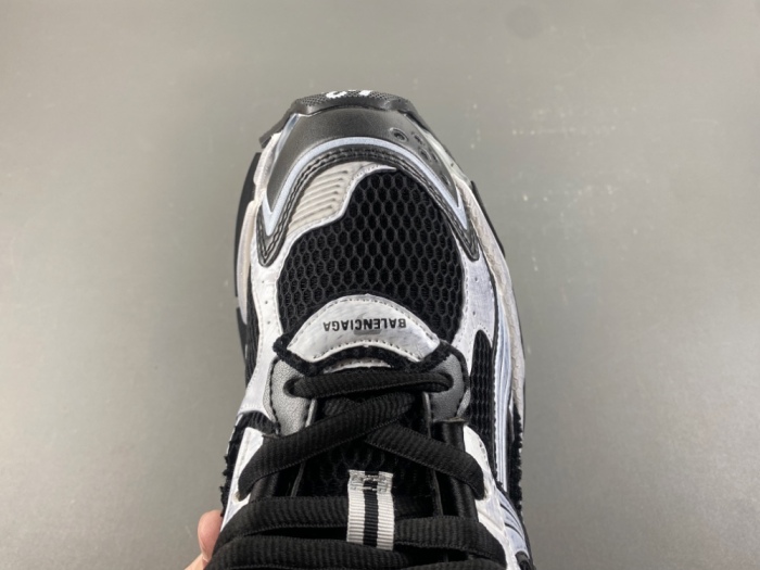 B*alenciaga runner LED Sneaker AM20260829-9