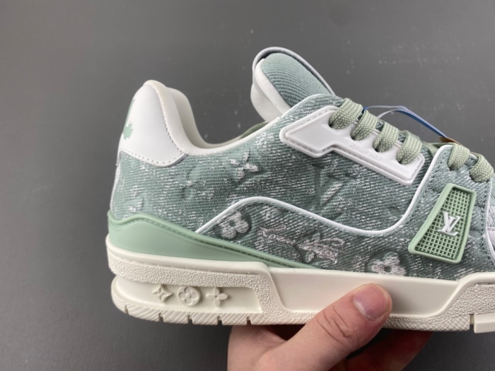 L*ouis V*uitton Top Sneaker Trainer MK20260829-19