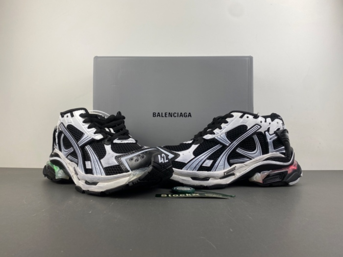 B*alenciaga runner LED Sneaker AM20260829-9