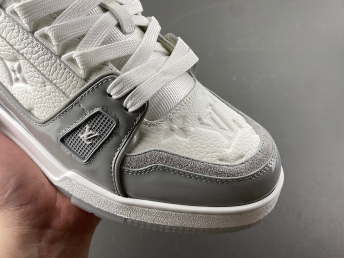 L*ouis V*uitton Top Sneaker Trainer MK20260829-15