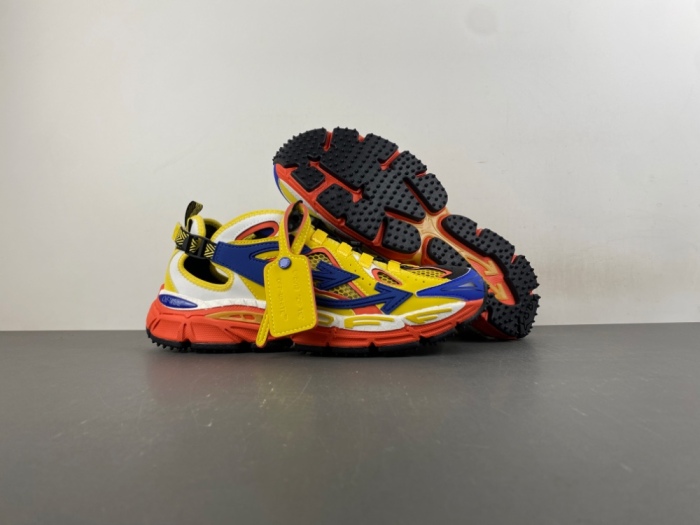 O*ff W*hite Low Tops Sneakers MK 20260829-5