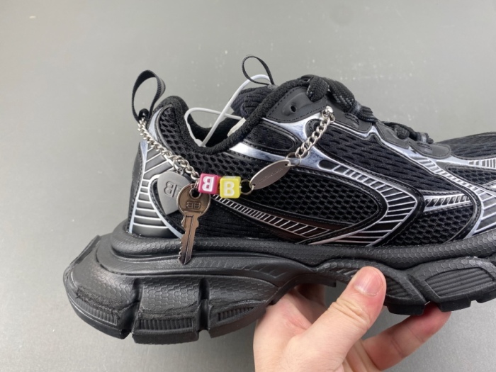 B*alenciaga 3XL AM 20260829-13