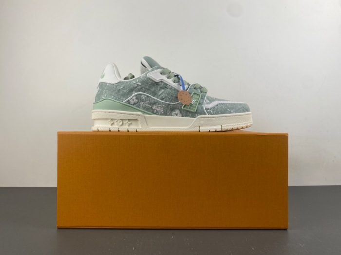 L*ouis V*uitton Top Sneaker Trainer MK20260829-19