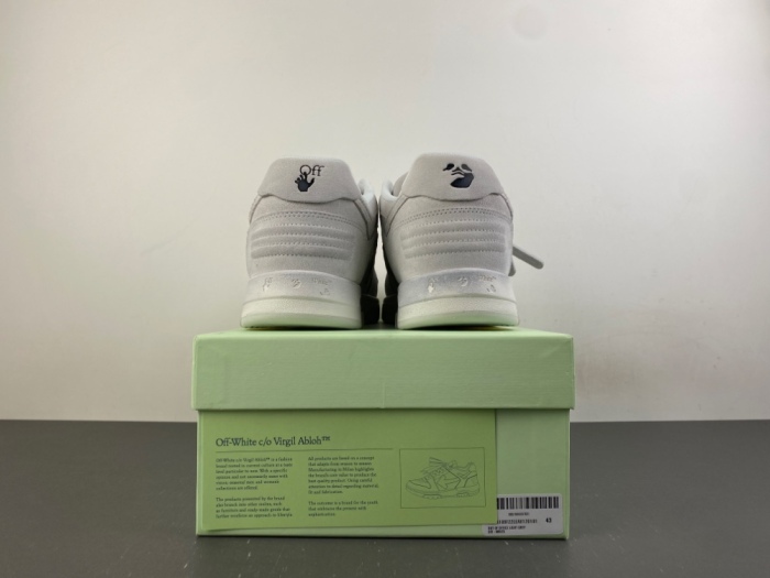O*ff W*hite Low Tops Sneakers MK 20260901-3