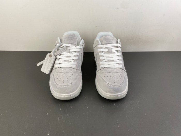 O*ff W*hite Low Tops Sneakers MK 20260901-3
