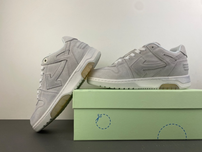 O*ff W*hite Low Tops Sneakers MK 20260901-3