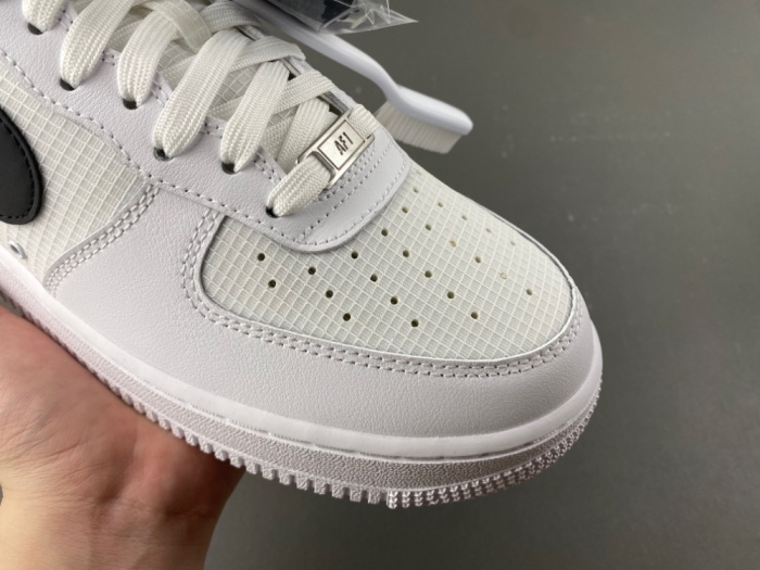Air Force 1 Low Tech White Black IR0952-100