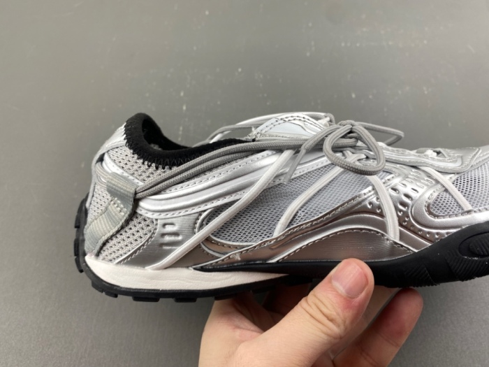 B*alenciaga Monday Ultra Sneaker AM20260903-5