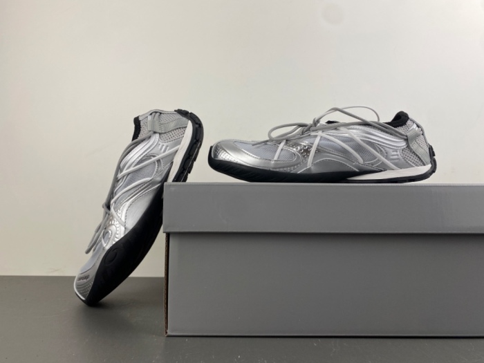 B*alenciaga Monday Ultra Sneaker AM20260903-5