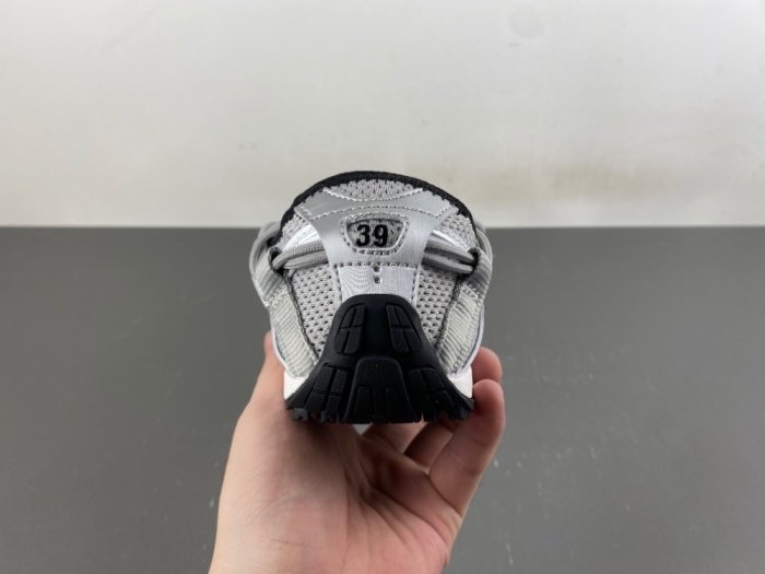 B*alenciaga Monday Ultra Sneaker AM20260903-5