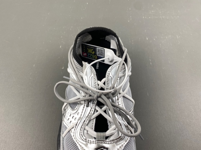 B*alenciaga Monday Ultra Sneaker AM20260903-5