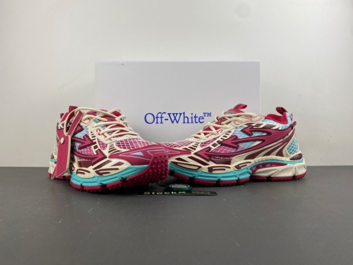 O*ff W*hite Low Tops Sneakers MK 20260904-4