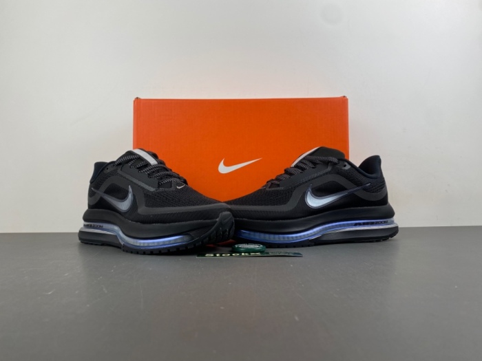 Air Zoom Pegasus Premium Black Metallic Silver HQ2592-005