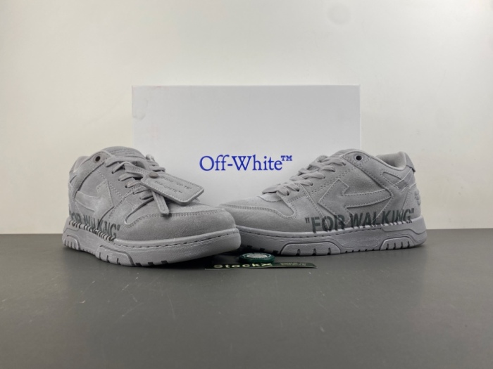 O*ff W*hite Low Tops Sneakers MK 20260904-1