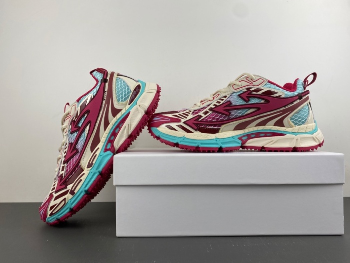 O*ff W*hite Low Tops Sneakers MK 20260904-4