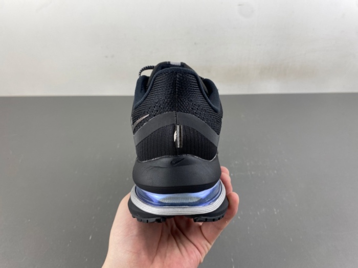 Air Zoom Pegasus Premium Black Metallic Silver HQ2592-005