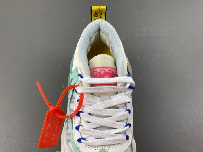 O*ff W*hite Low Tops Sneakers MK 20260904-11