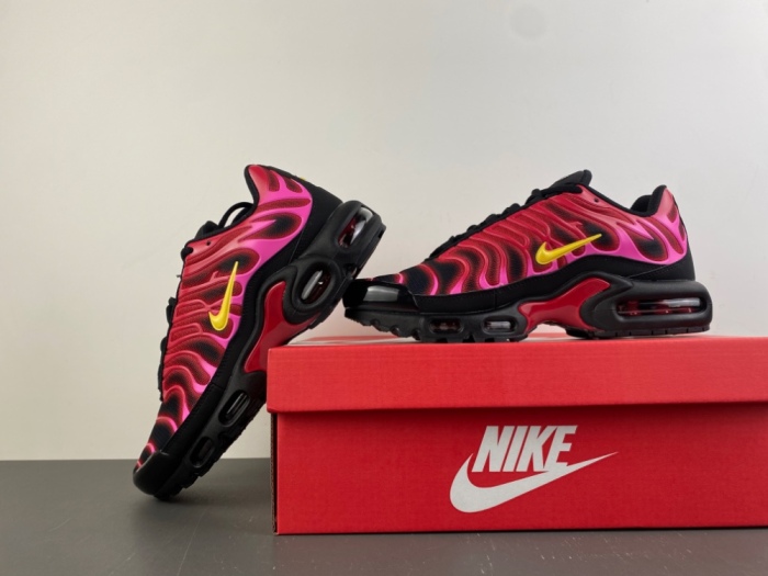 Air Max Plus Supreme University Red DA1472-600
