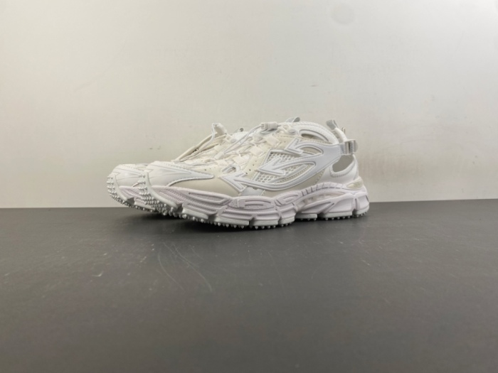 O*ff W*hite Low Tops Sneakers MK 20260907-7
