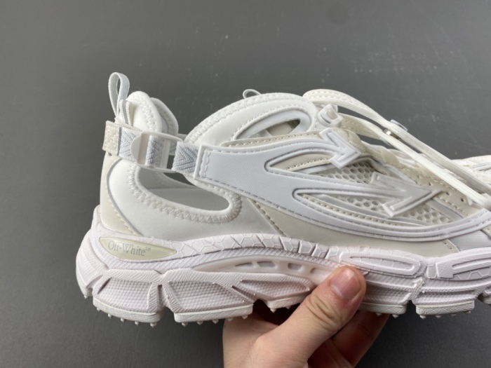 O*ff W*hite Low Tops Sneakers MK 20260907-7