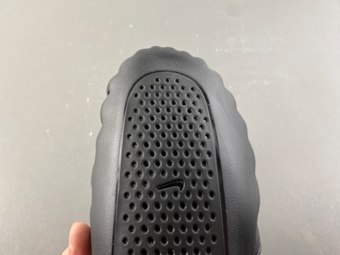 Mind 001 Slide Triple Black HQ4307-005
