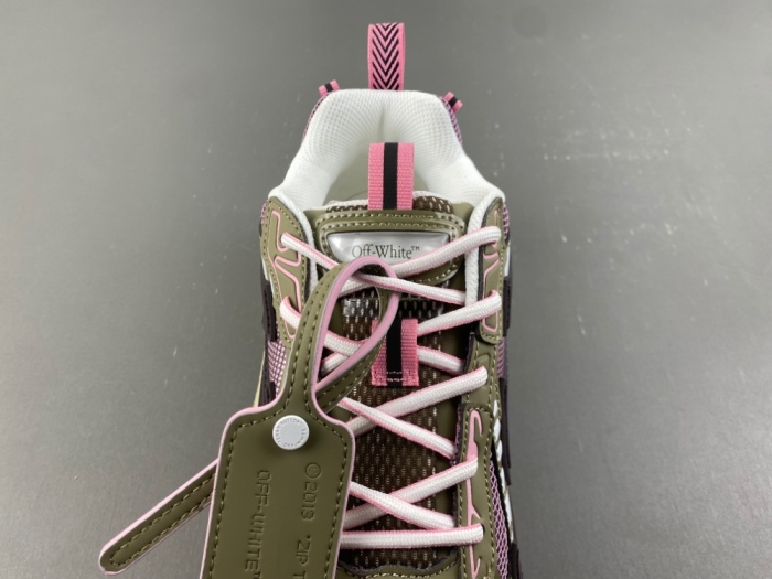 O*ff W*hite Low Tops Sneakers MK 20260909-3