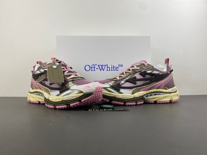 O*ff W*hite Low Tops Sneakers MK 20260909-3
