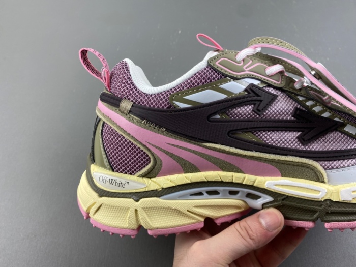 O*ff W*hite Low Tops Sneakers MK 20260909-3