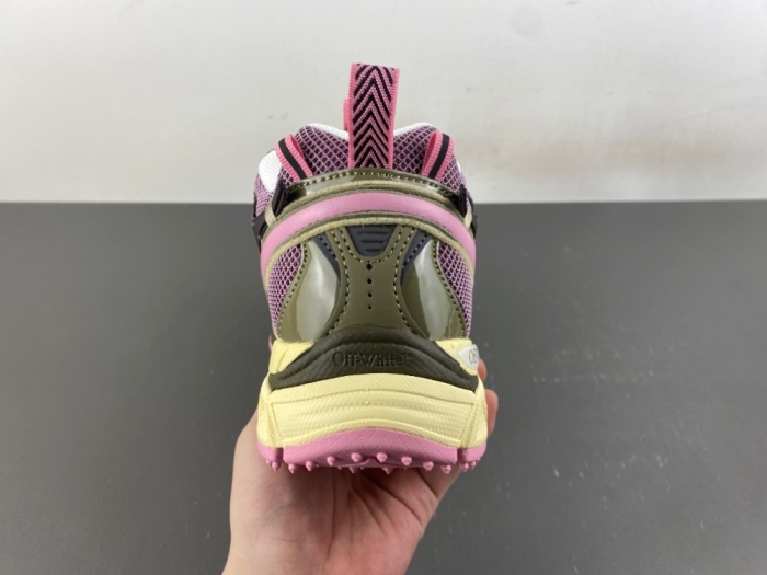 O*ff W*hite Low Tops Sneakers MK 20260909-3