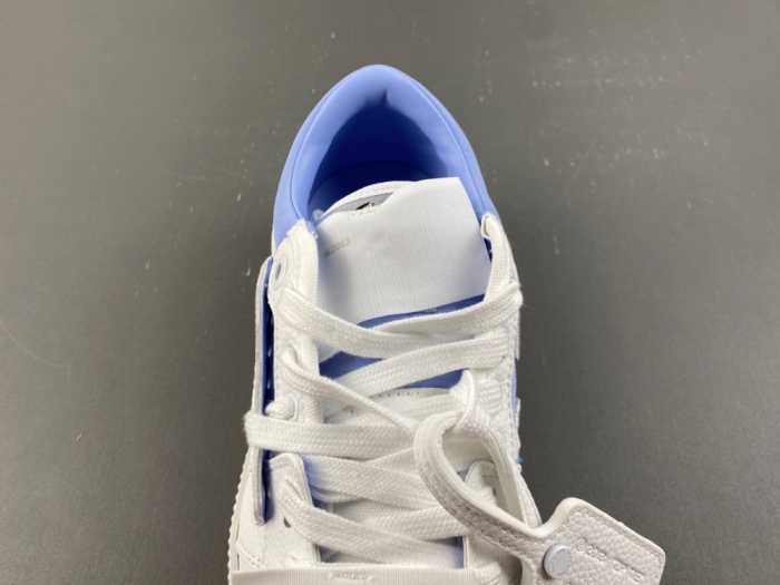 O*ff W*hite Low Tops Sneakers MK 20260910-6