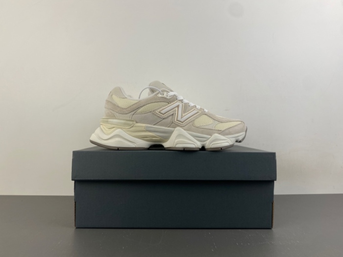 New Balance 9060 Timberwolf/Sea Salt U906029Y