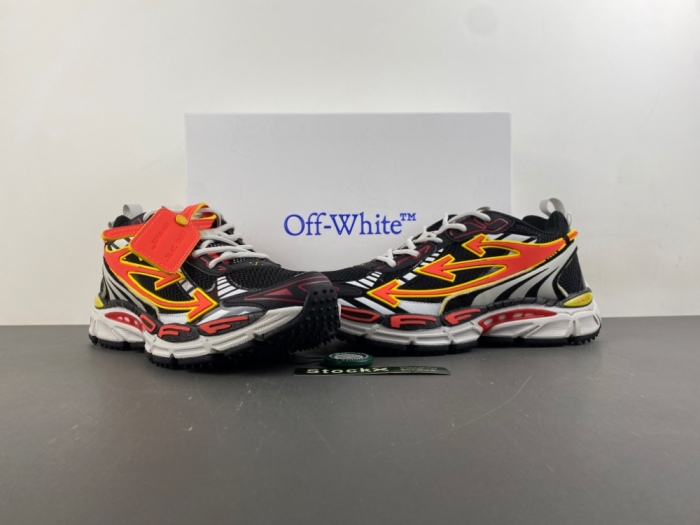 O*ff W*hite Low Tops Sneakers MK 20260910-4