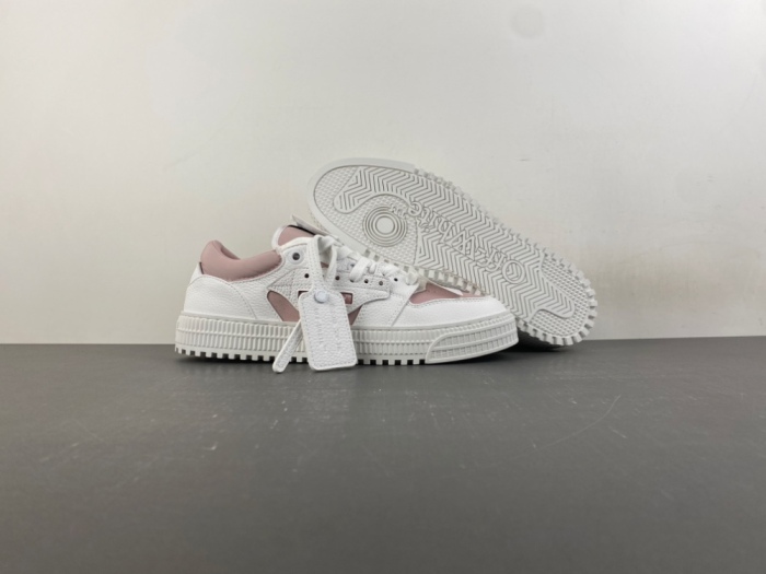 O*ff W*hite Low Tops Sneakers MK 20260910-1