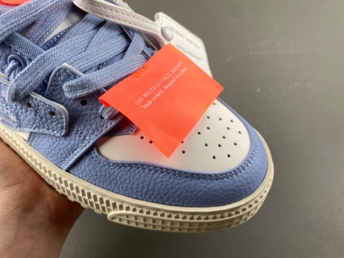 O*ff W*hite Low Tops Sneakers MK 20260910-7