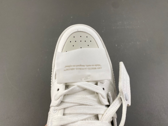 O*ff W*hite Low Tops Sneakers MK 20260910-5