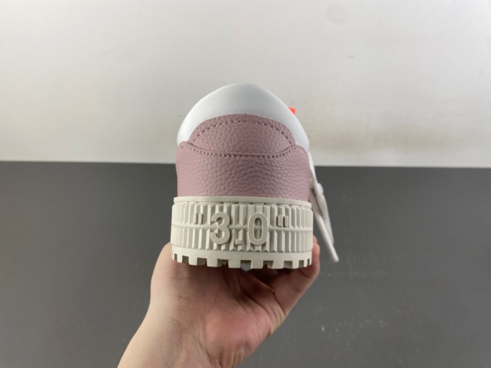 O*ff W*hite Low Tops Sneakers MK 20260912-12