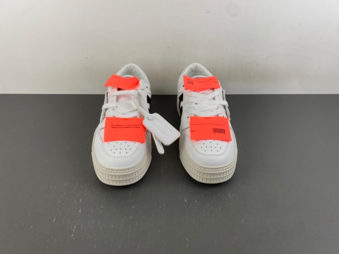 O*ff W*hite Low Tops Sneakers MK 20260912-10