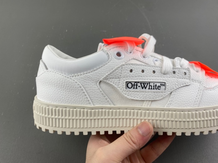 O*ff W*hite Low Tops Sneakers MK 20260912-10
