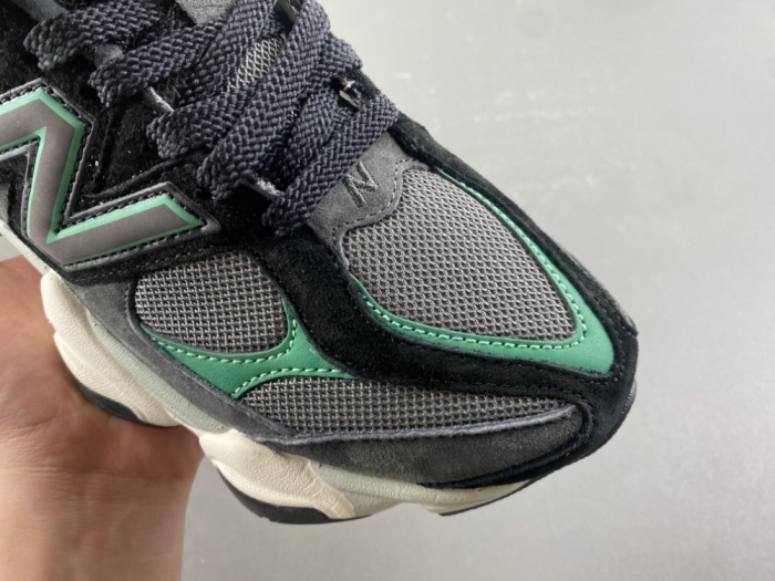 New Balance 9060 Black Green U906054Q