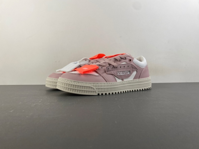 O*ff W*hite Low Tops Sneakers MK 20260912-12