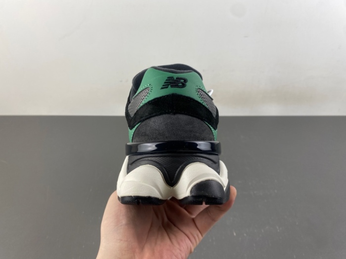 New Balance 9060 Black Green U906054Q