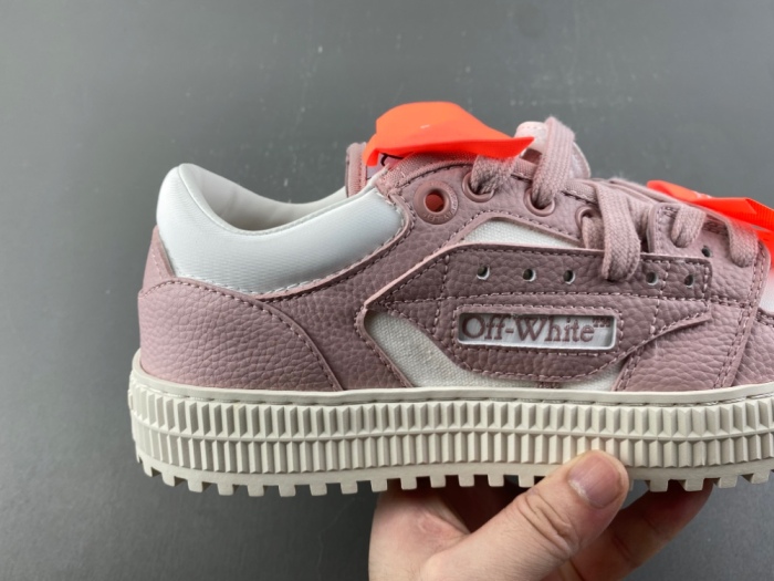 O*ff W*hite Low Tops Sneakers MK 20260912-12
