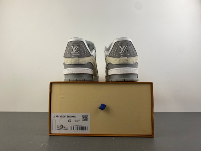 L*ouis V*uitton Top Sneaker Trainer MK20260912-11
