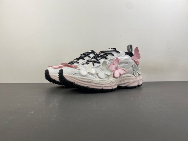 O*ff W*hite Low Tops Sneakers MK 20260915-8