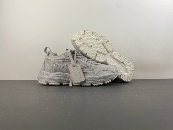 O*ff W*hite Low Tops Sneakers MK 20260915-7