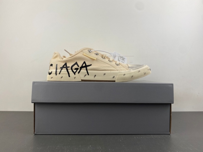 B*alenciaga Monday Canvas Sneaker AM20260916-2