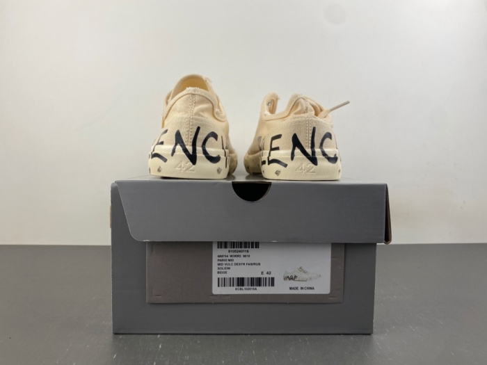 B*alenciaga Monday Canvas Sneaker AM20260916-2