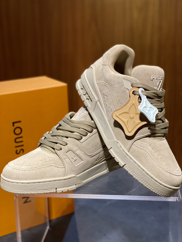L*ouis V*uitton Top Sneaker Trainer RR20260919-9