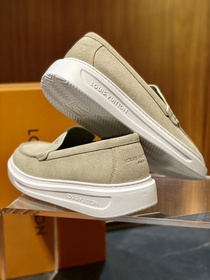 L*ouis V*uitton Top Sneaker Trainer RR20260919-17