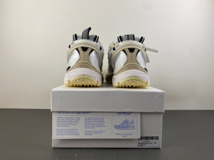 O*ff W*hite Low Tops Sneakers MK 20260919-20